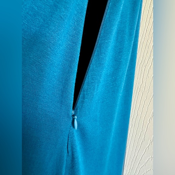 Casual Dress size Medium - Picture 2 of 4